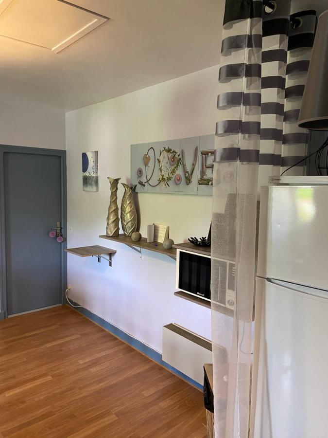 Moulin De Latouille Bed & Breakfast Bagian luar foto